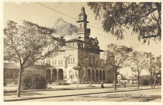 Palácio das Indústrias - F 393